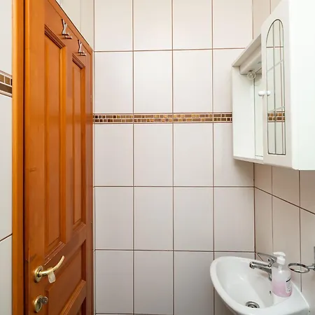 Bed & Breakfast Burum - With Beautiful View 2 3*