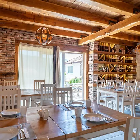 Burum - With Beautiful View 2 Bed & Breakfast 3*