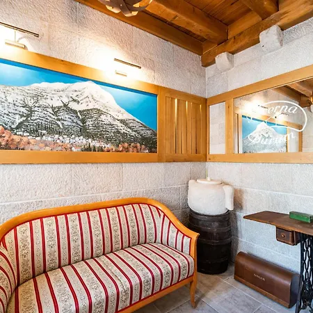 Burum - With Beautiful View 2 ベッド・アンド・ブレックファスト 3*