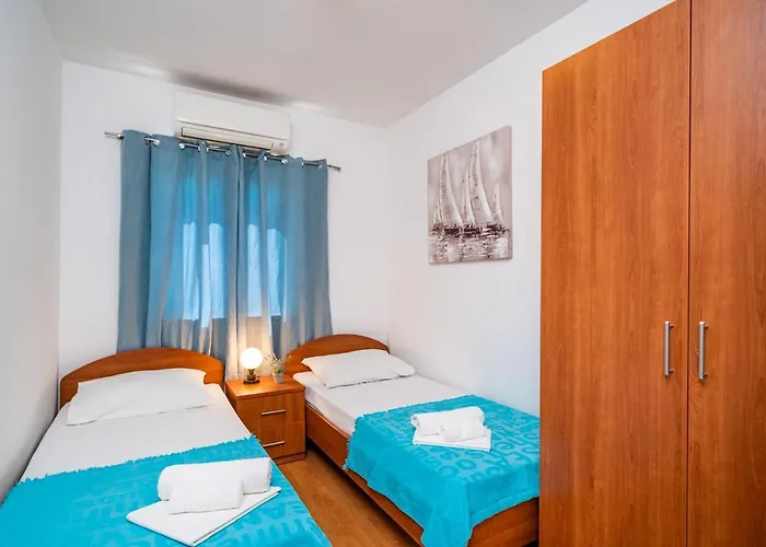 Bed & Breakfast Burum - With Beautiful View 2 3*