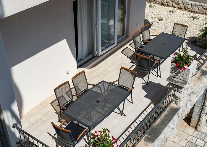 Burum - With Beautiful View 2 Bed & Breakfast